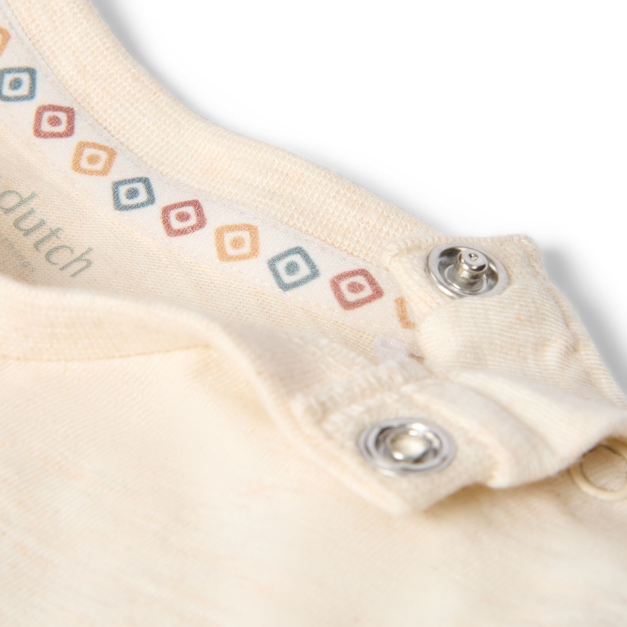 Beiges Langarmshirt mit Safari-Auto