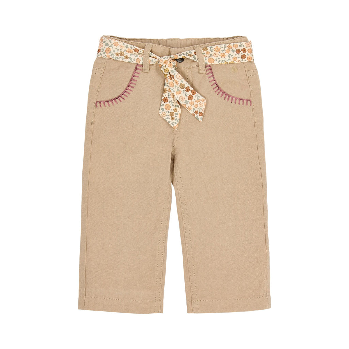 Beige Hose mit Blumengürtel