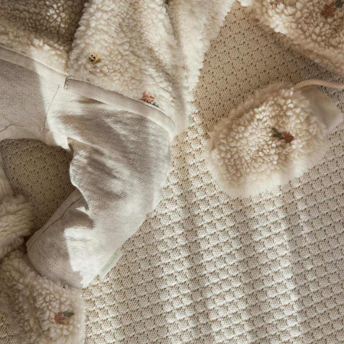 Teddy Wanten Zand Bloemenprint