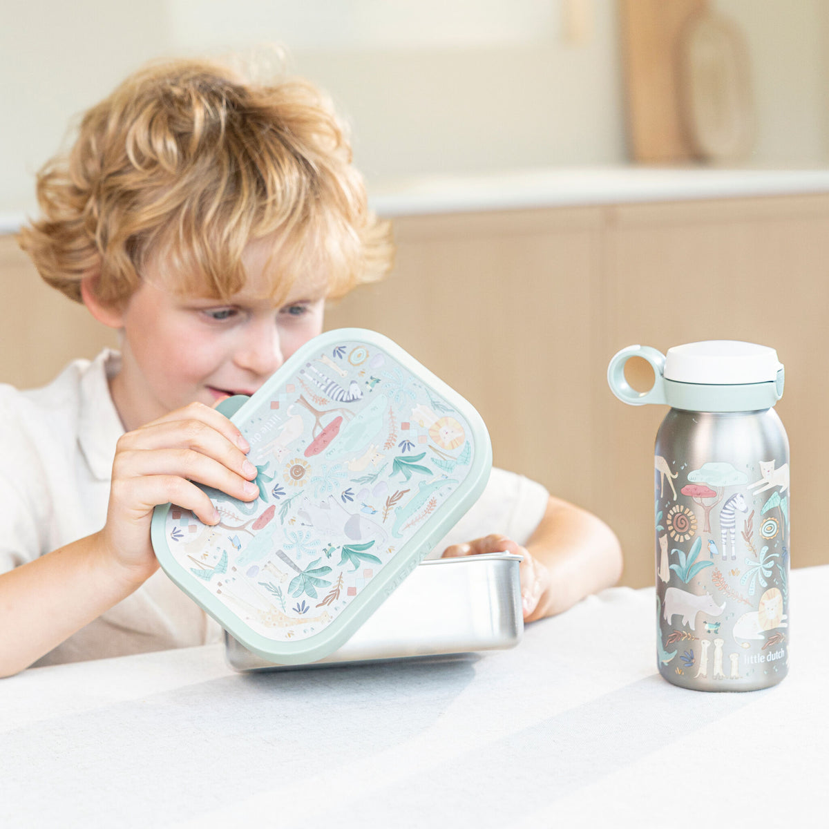 Boîte à goûter à compartiments Acier inoxydable 750 ml avec fourchette - Mepal Campus - Safari Friends