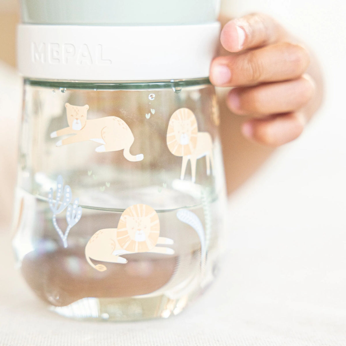 360 beker 300 ml - Mepal Mio - Safari Friends
