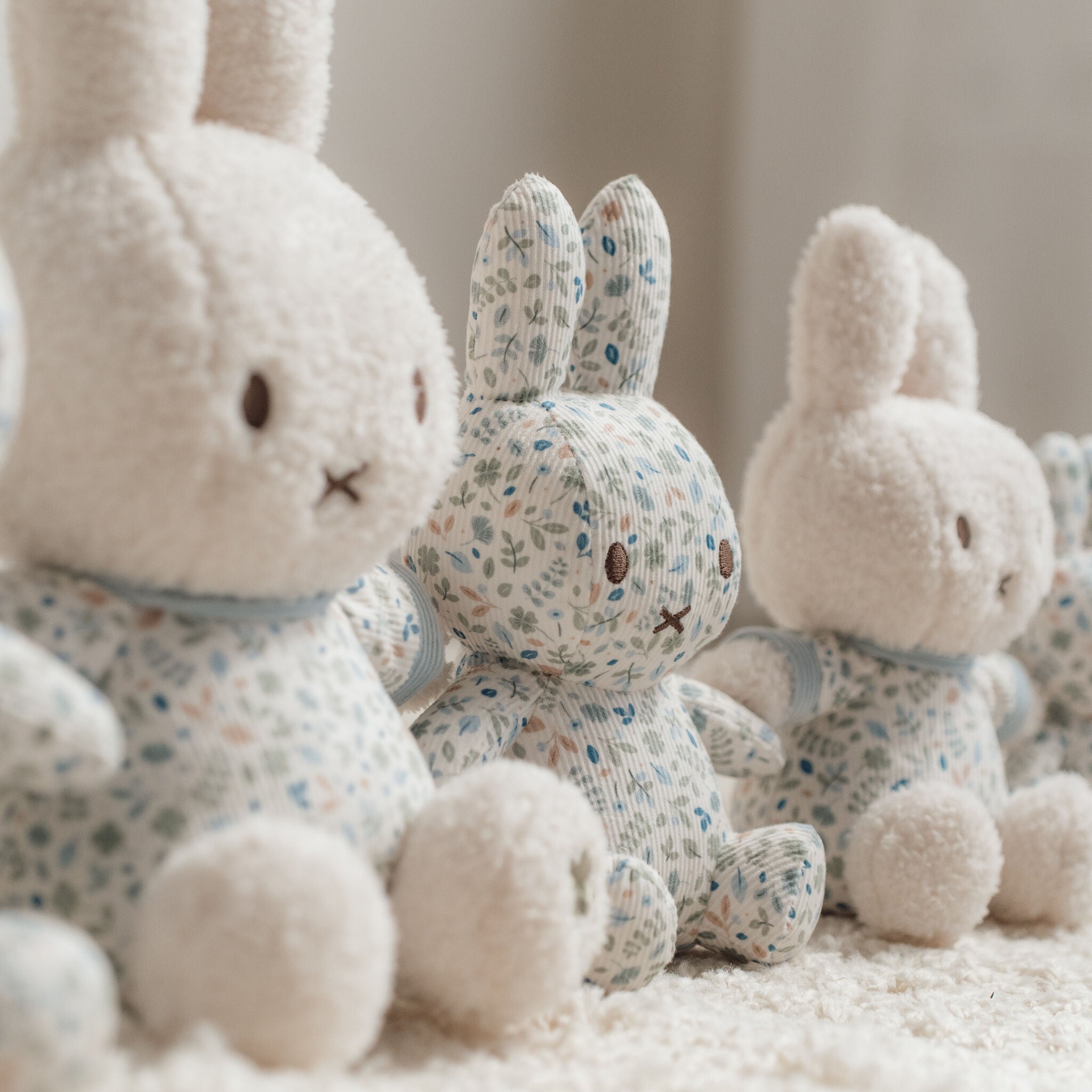 miffy cuddle all-over print 20 cm - Blue - Lucky Leaves 