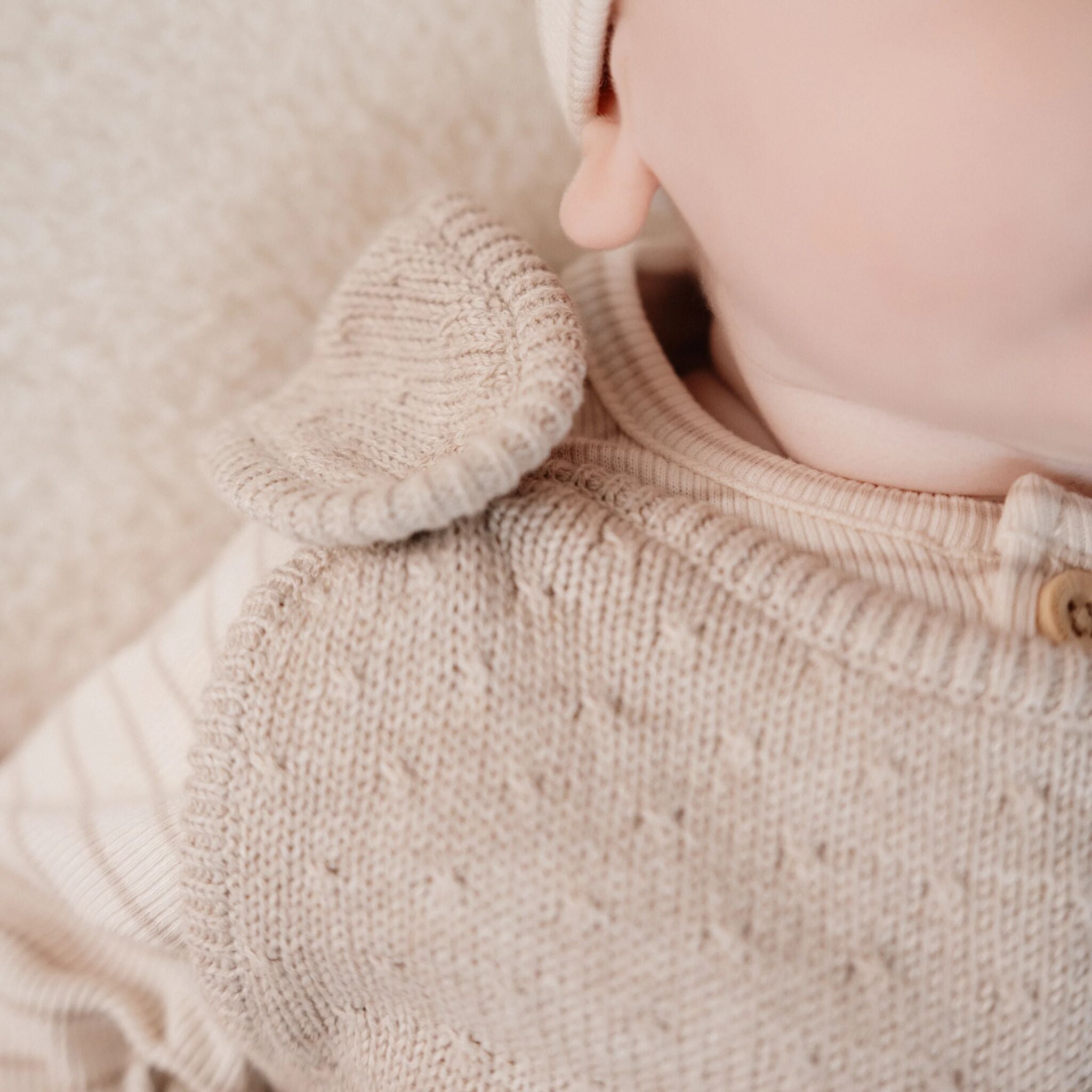 Rompersuit - Knitted - Beige - Newborn Naturals 